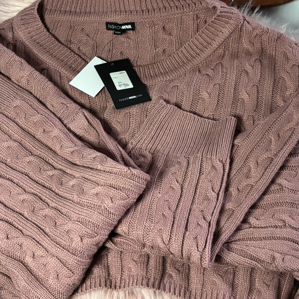 Fashion Nova Women's Mauve V-Neck Sweater